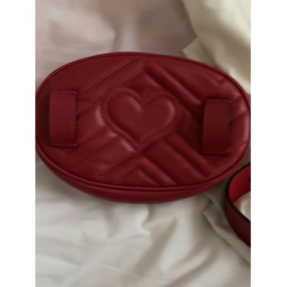 Gucci hot red Marmount belt bag! This hot mama is barely worn and super hot! - Picture 8 of 8
